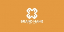 Four People Logo Screenshot 1