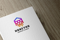Honey House and Honeycomb Logo Screenshot 2