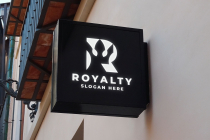 Minimalist Monogram of Supremacy Logo Screenshot 1